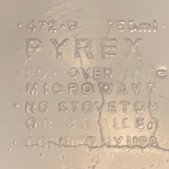 Vintage 1980s Pyrex Autumn Harvest 472-B, 750 ml (3 cup) Handled Dish - Picture 9 of 11